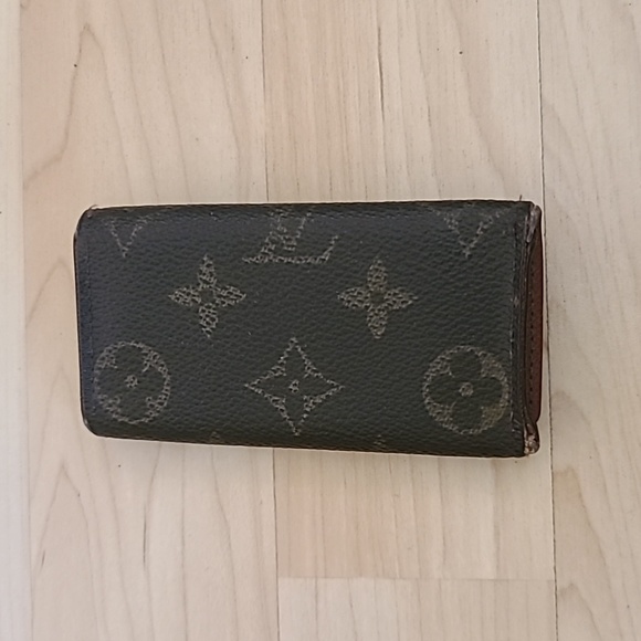 Louis Vuitton | Monogram Unisex Canvas Leather Logo Keychains & Card Holder - Picture 3 of 10